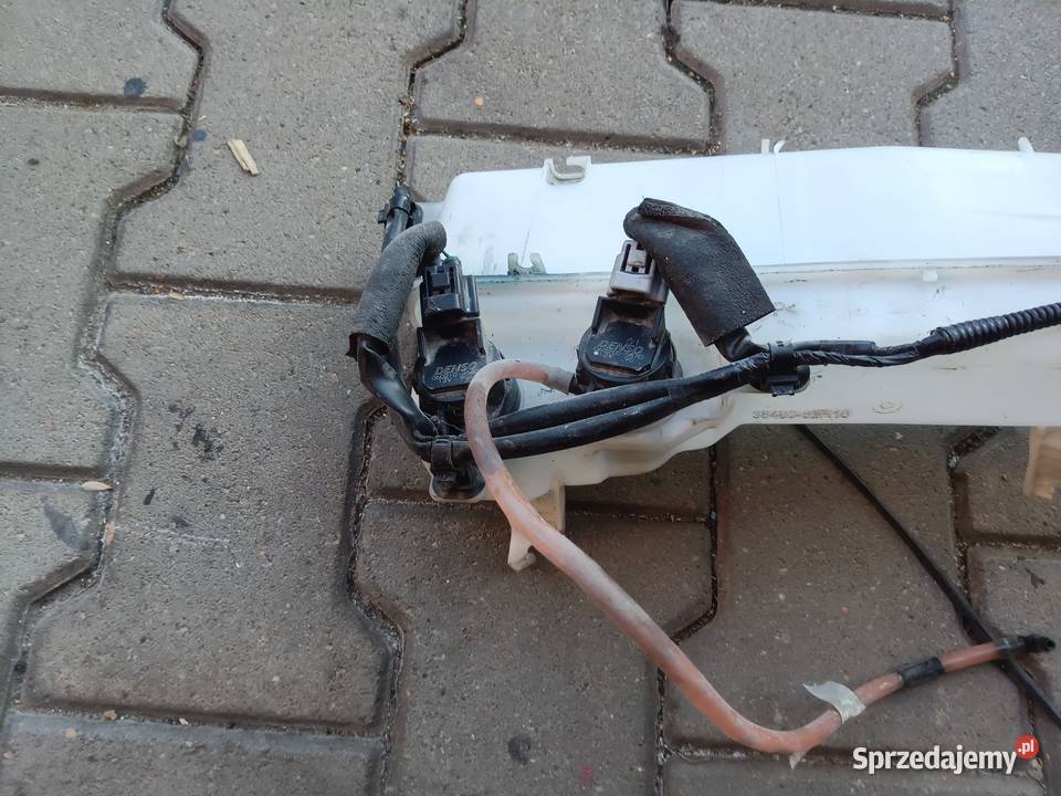 Suzuki Ignis III 17 pompka spryskiwacza Krosno