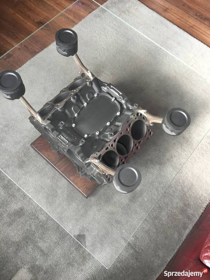 Stolik V6 Audi 28 z bloku silnika RGB Sitnica