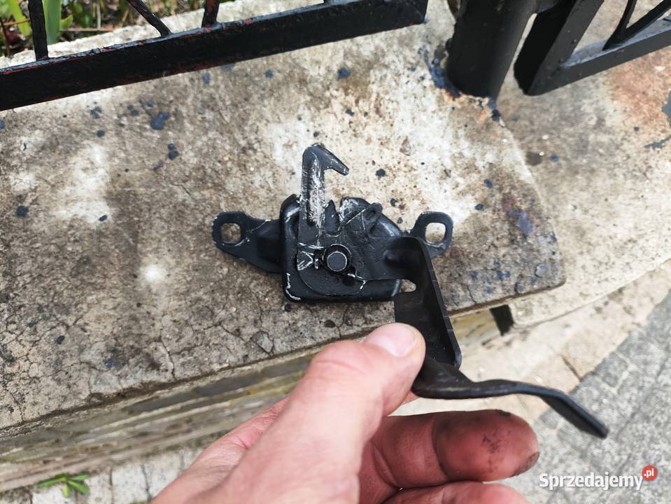 Zamek maski przedniej Renault Laguna III osobowe śląskie Niegowonice