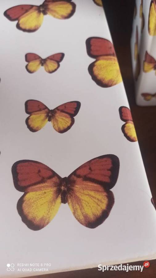 Doniczka Motyle na białej porcelanie pomorskie Gdańsk