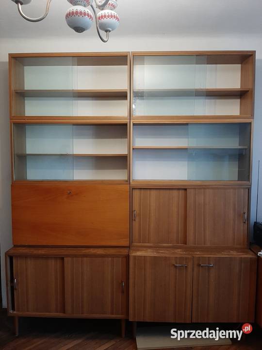 Zestaw mebli komody biblioteczki szafki barek z Warszawa