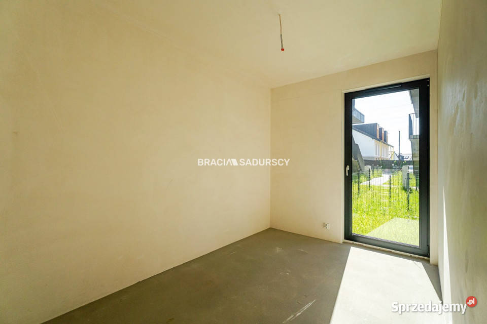 Mieszkanie na sprzedaż 4924m2 3 pokojowe Kraków sprzedam