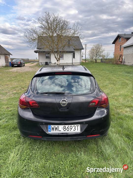 Opel Astra j 2010 380000km łódzkie Mniszków