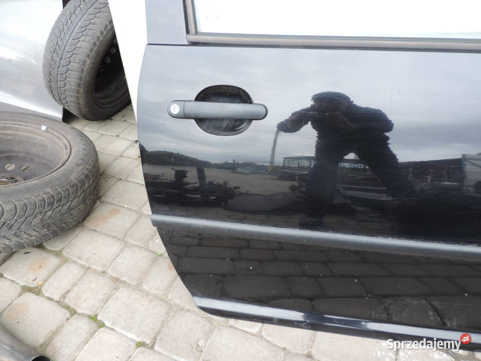 VOLKSWAGEN GOLF 4 3D DRZWI PRAWY PRZÓD LQ41