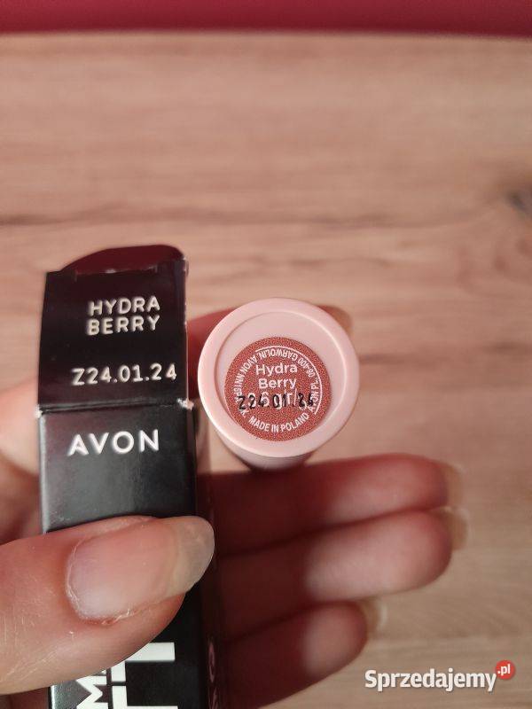 Matowa szminka z kwasem hialuronowym Hydra Berry Siewierz