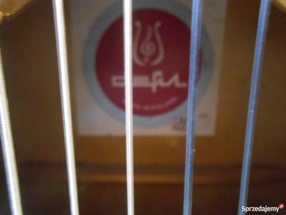 Gitara akustyczna DEFIL Katowice