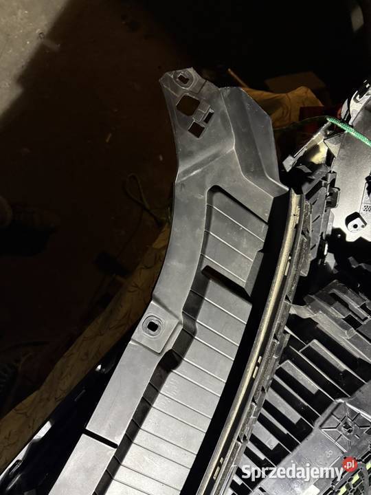 Sprzedam wzmocnienie górne zderzaka Mercedes GLB Krobia