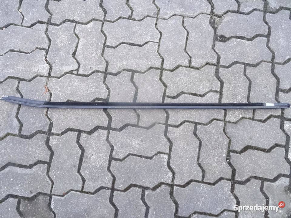 3V0837476C SKODA SUPERB LISTWA ZGARNIAJACA CHROM wielkopolskie Przemęt
