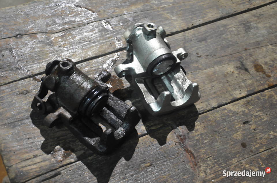 Audi 80 B4 Zaciski Hamulcowe Tył Para 2 Rzeszów sprzedam