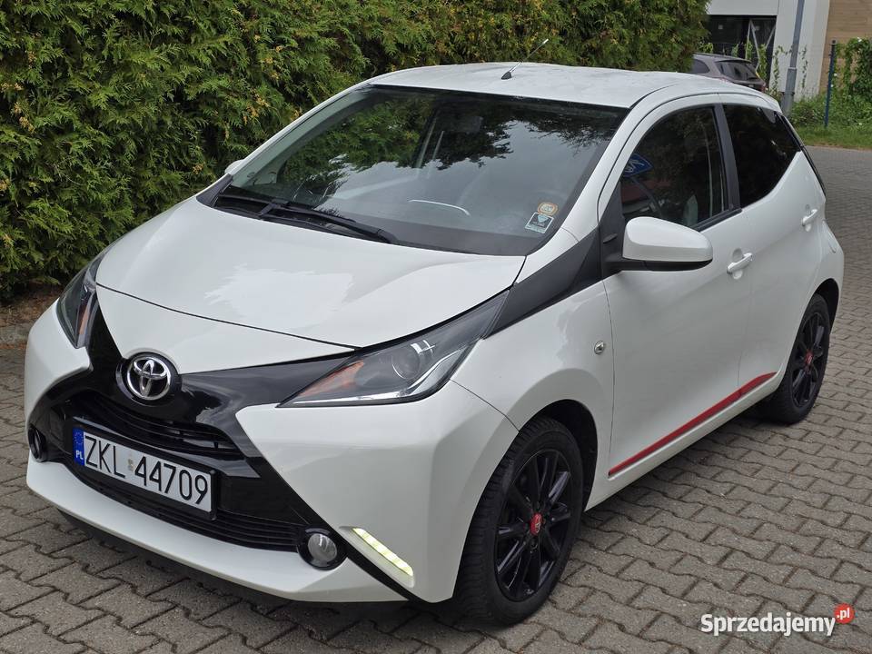 Fajna Toyota Aygo Książka serwisowa zachodniopomorskie Kołobrzeg