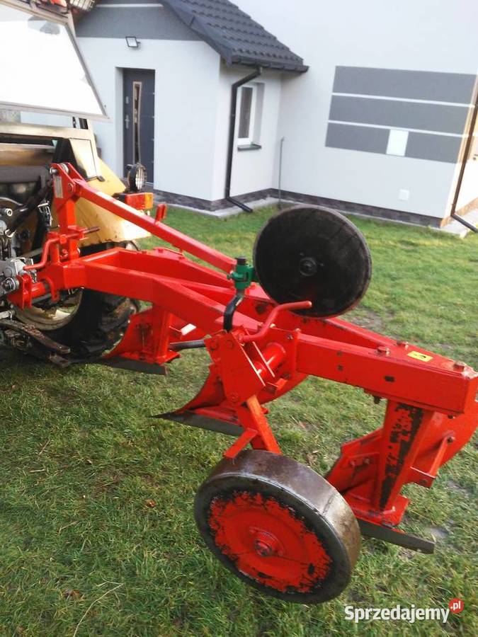 Pług Zagonowy 3skibowy nieuszkodzony Maszyny uprawowe Pilica sprzedam