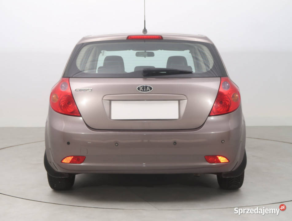 Kia Ceed 16 i radio Bielany Wrocławskie sprzedam