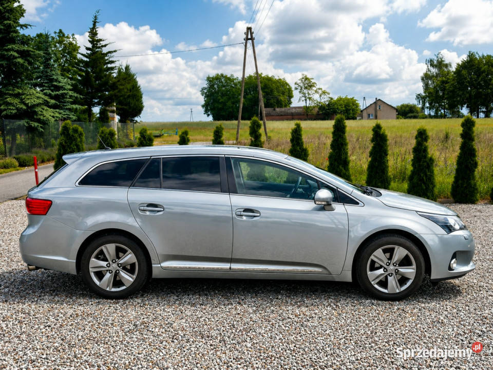 Toyota Avensis III 2009 wielkopolskie Sadlno
