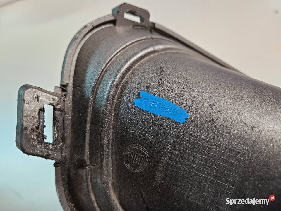 FIAT 500L TREKKING KRATKA PRAWA ZDERZAKA PRZÓD osobowe Międzychód sprzedam