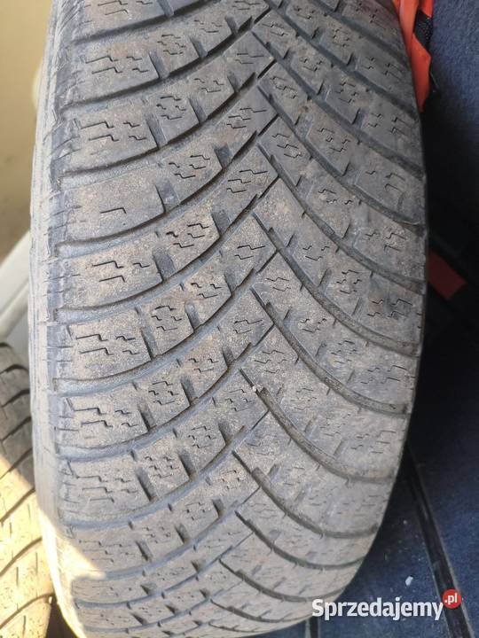 Oddam koła do astry ll Opony śmietnik bo są z Augustowo sprzedam