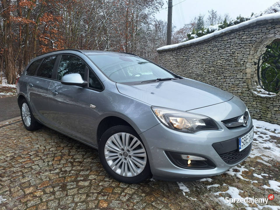 Opel Astra Sport Tourer 14 Turbo Edition J światła LED Siewierz