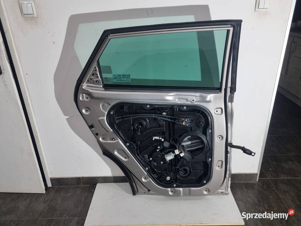 DRZWI LEWY TYŁ Y3Y HYUNDAI TUCON III 1520 łódzkie Skierniewice