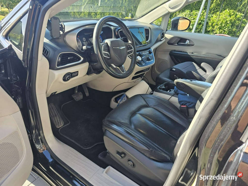 Chrysler Pacifica 36 V6 291 7 osobowy Bogate gniazdo AUX małopolskie Nowy Sącz