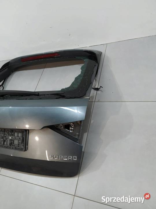 KLAPA TYŁ KOMBI Skoda Superb III 2015