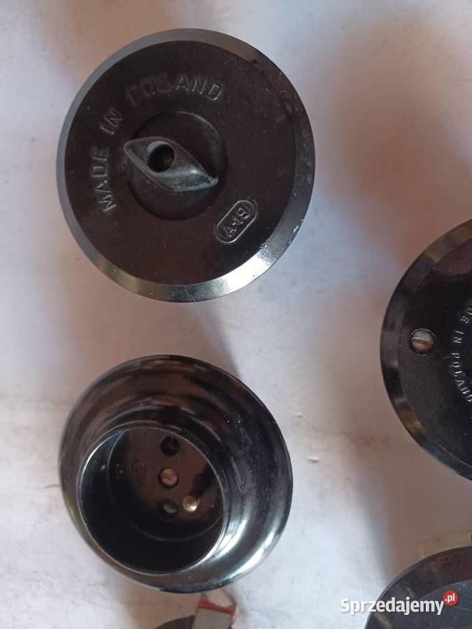 Wyłącznik gniazdo dzwonek z czarnego bakelitu Pozostałe sprzedam