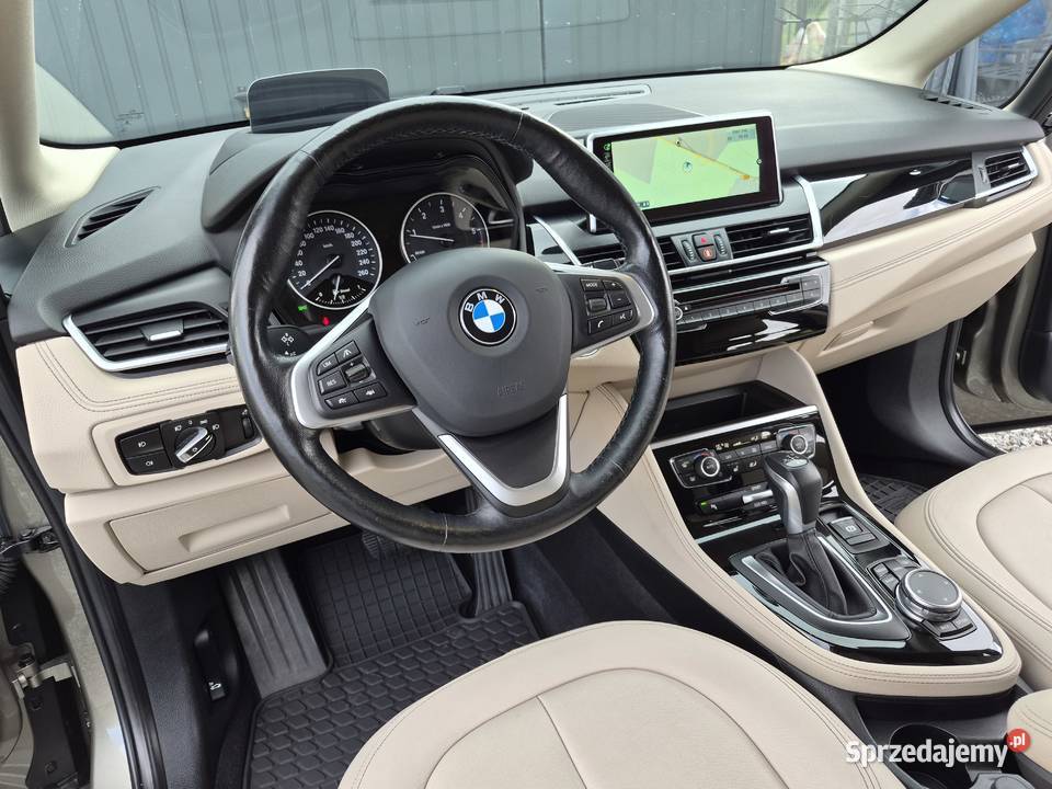 Bmw 218d 150Activ tourerLuxury line elektrochrom. lusterko wst. świętokrzyskie Ostrowiec Świętokrzyski