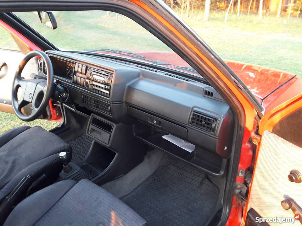 Volkswagen Golf II 16TDstan 17lat w rodzinie manualna Szczerców