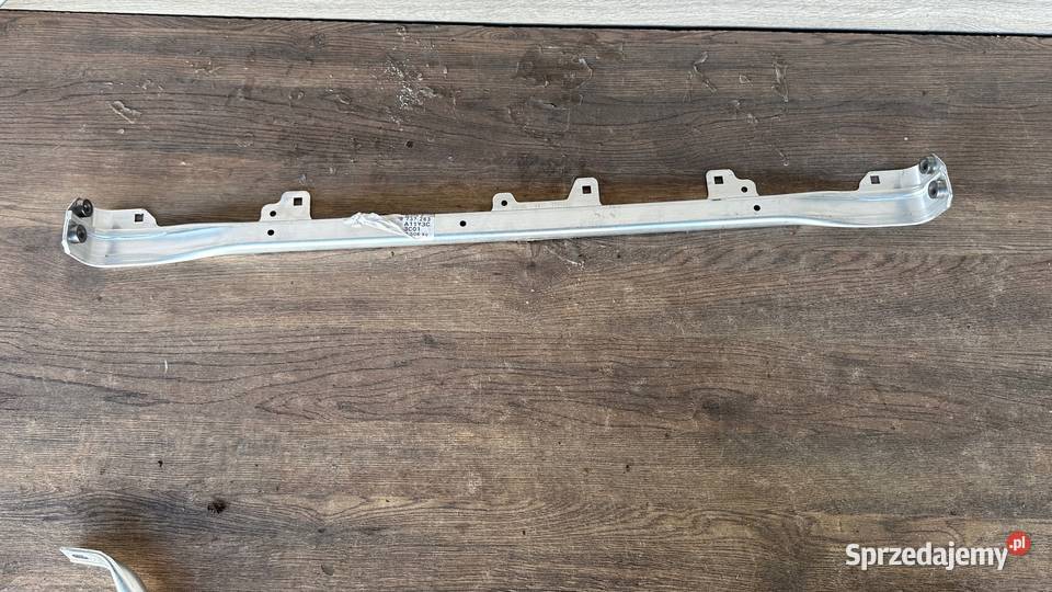 BMW X1 U11 BELKA DOLNA ZDERZAKA PRZÓD 8737263 Gorzów Wielkopolski