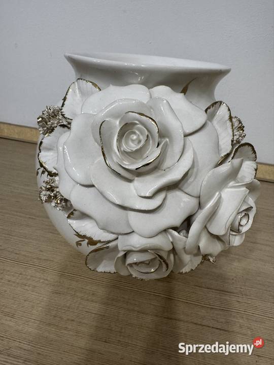Elegancka ręcznie zdobiona ceramiczna waza