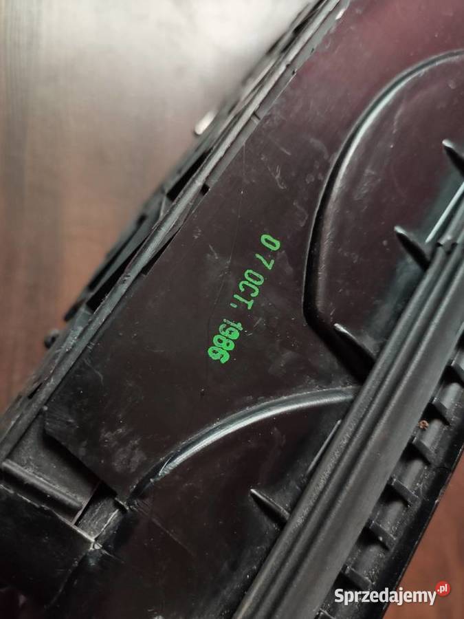 Lampa tylna lewa Peugeot 309 oryginalna AXO