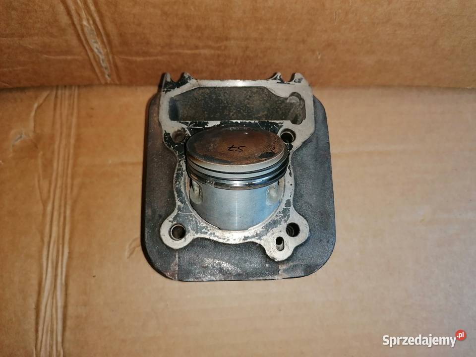 Piaggio X8 125 cylinder z tłokiem Cylindry, głowice, pierścienie Słupsk