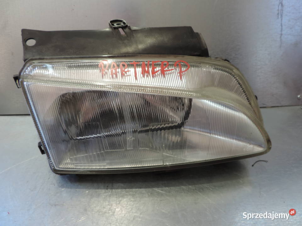 LAMPA PRAWA PRZEDNIA REFLEKTOR CITROEN PEUGEOT Nowy Sącz sprzedam