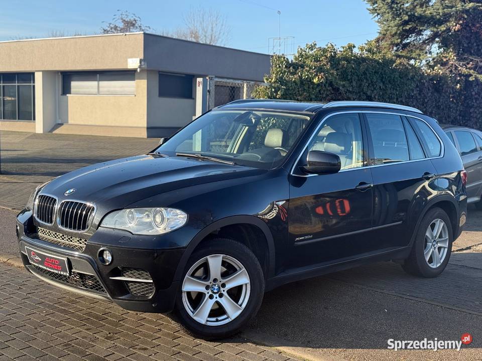 BMW X5 E70 30 DIESEL 2012 Klimatyzacja PEŁEN X5 Częstochowa sprzedam