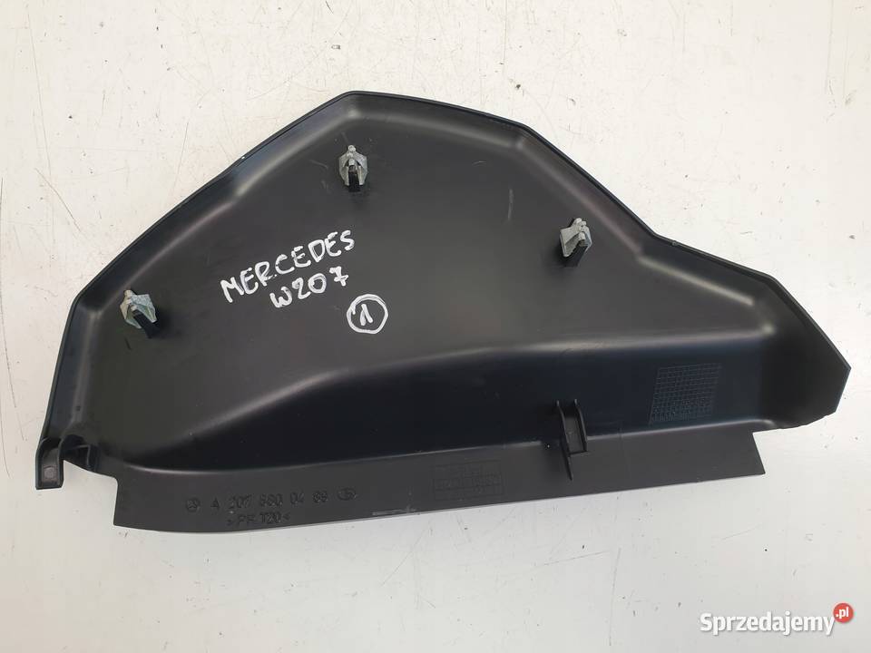Mercedes C207 A207 W207 PRAWA OSŁONA DESKI Rudka