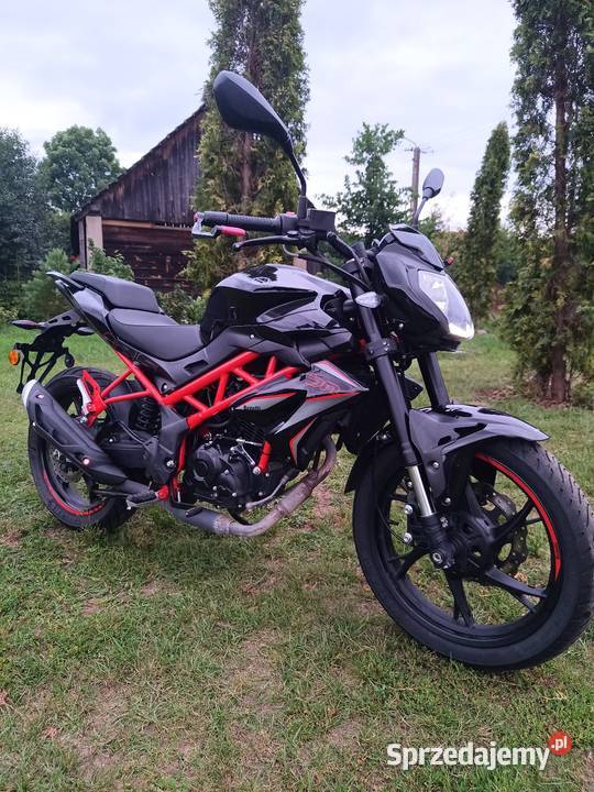 Benelli BN 125 2023 Szwajcar 12460km Podłaźnie