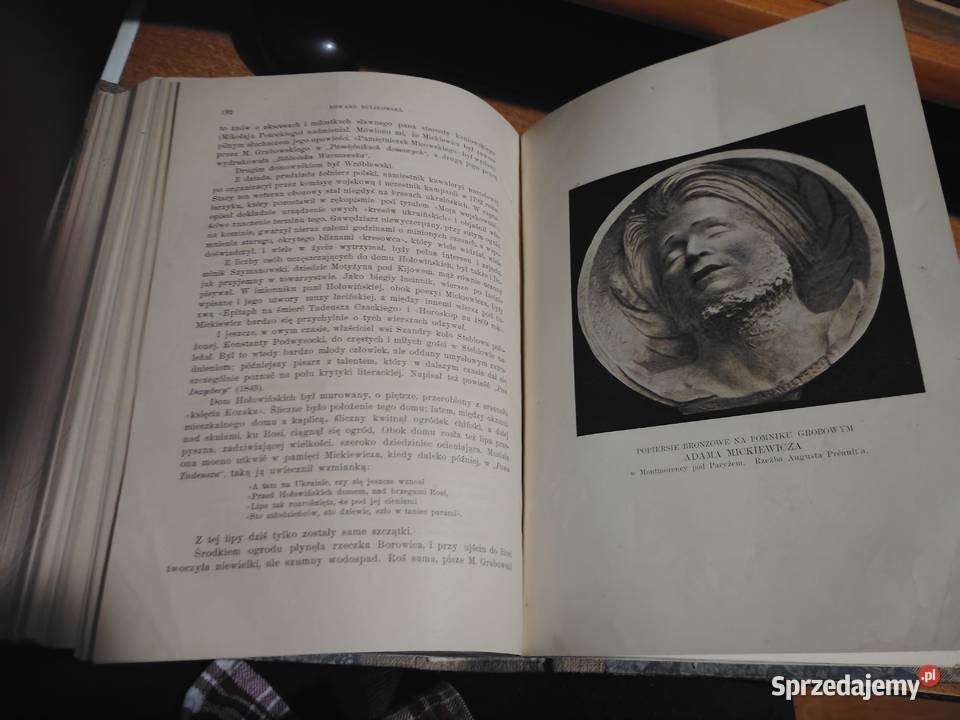 Księga pamiątkowa na uczczenie setnej rocznicy Iwno