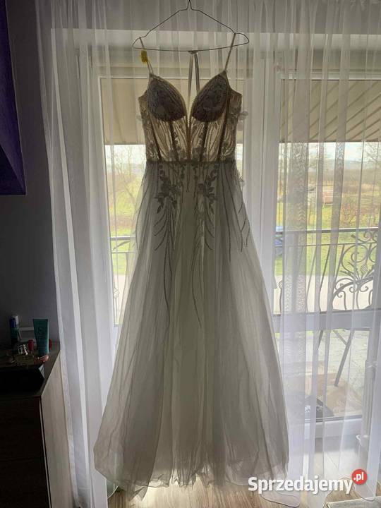Suknia ślubna świętokrzyskie