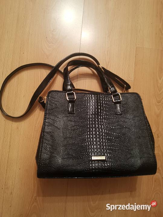 Modne markowe trebki damskie sprzedam