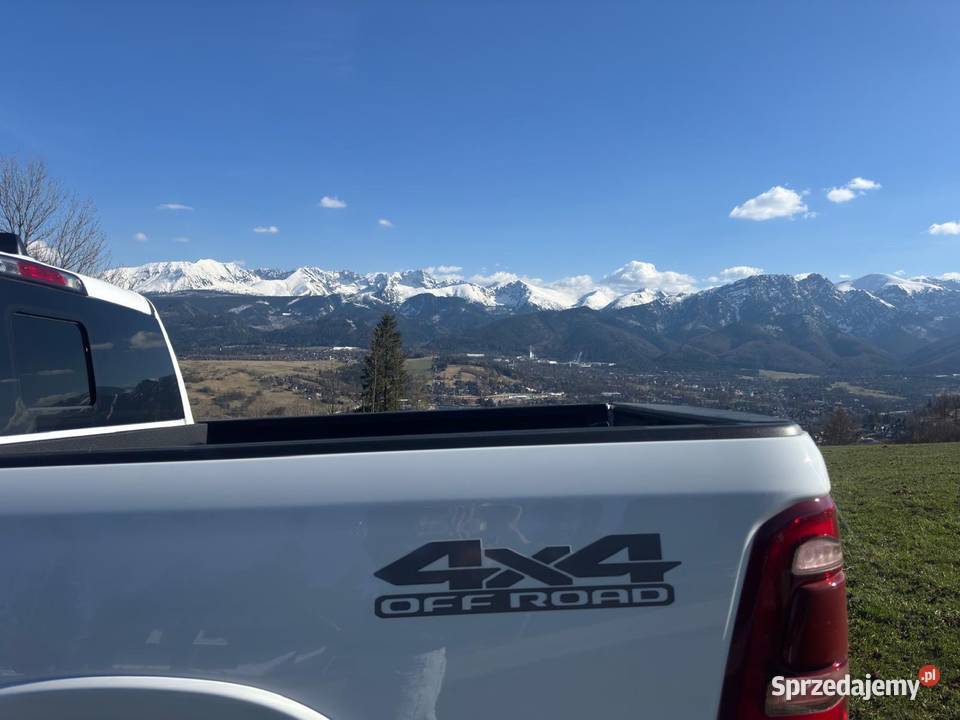 RAM 1500 Limited 57 HEMI 2022 7000 Stan idealny