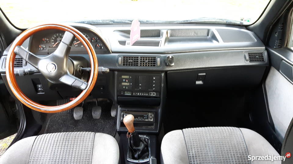 Alfa Romeo 155 20 TS radio / CD