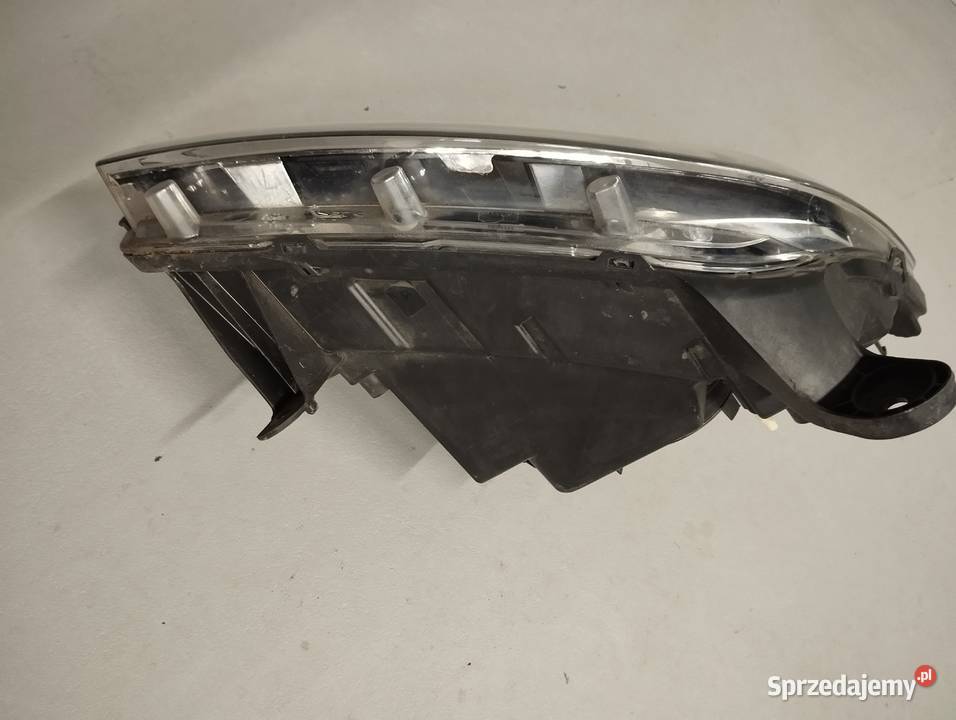 Reflektor lampa lewy przód Dacia Sandero II Łask