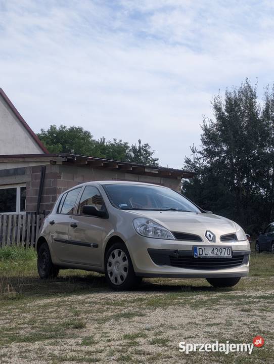 Renault Clio III 14 104 przebiegu dolnośląskie Biskupin