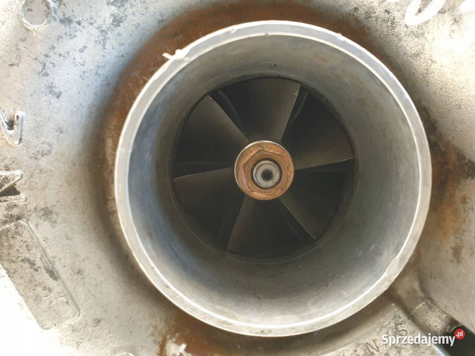 BMW E90 E91 20 D TURBOSPRĘŻARKA TURBO