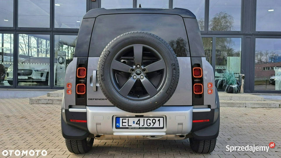 Land Rover Defender MY24 30P I6 400 AWD Auto SE bluetooth