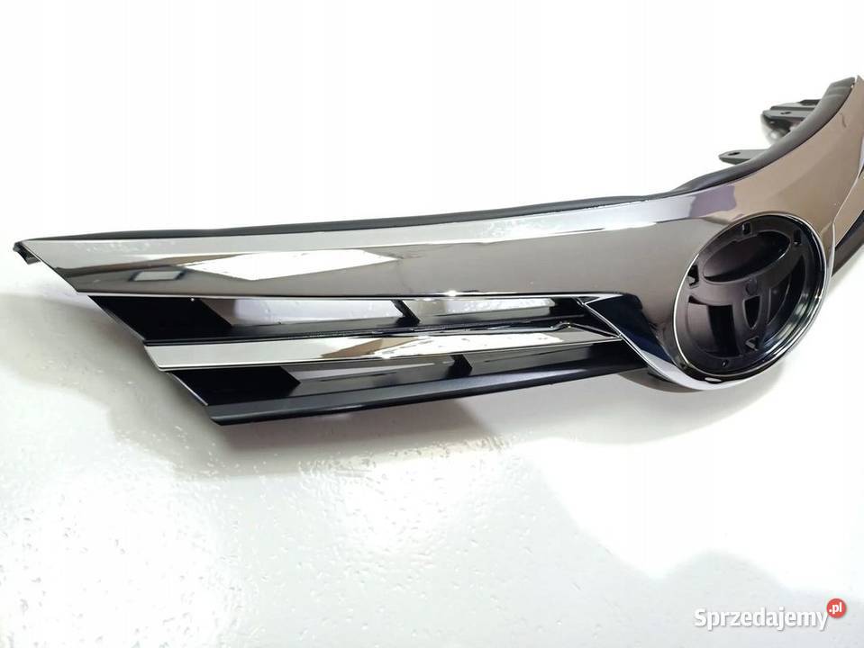 TOYOTA COROLLA E18 2017 ATRAPA GRILL osobowe sprzedam