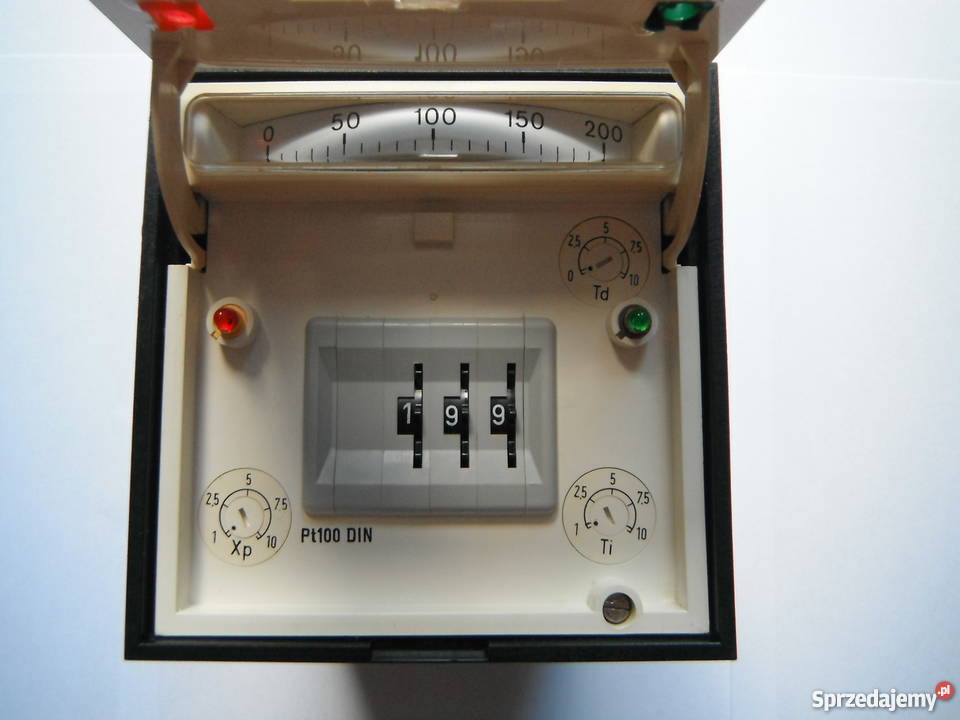RE6CEN Regulator temperatury Lumel 0200C RE6 Chlewiska sprzedam