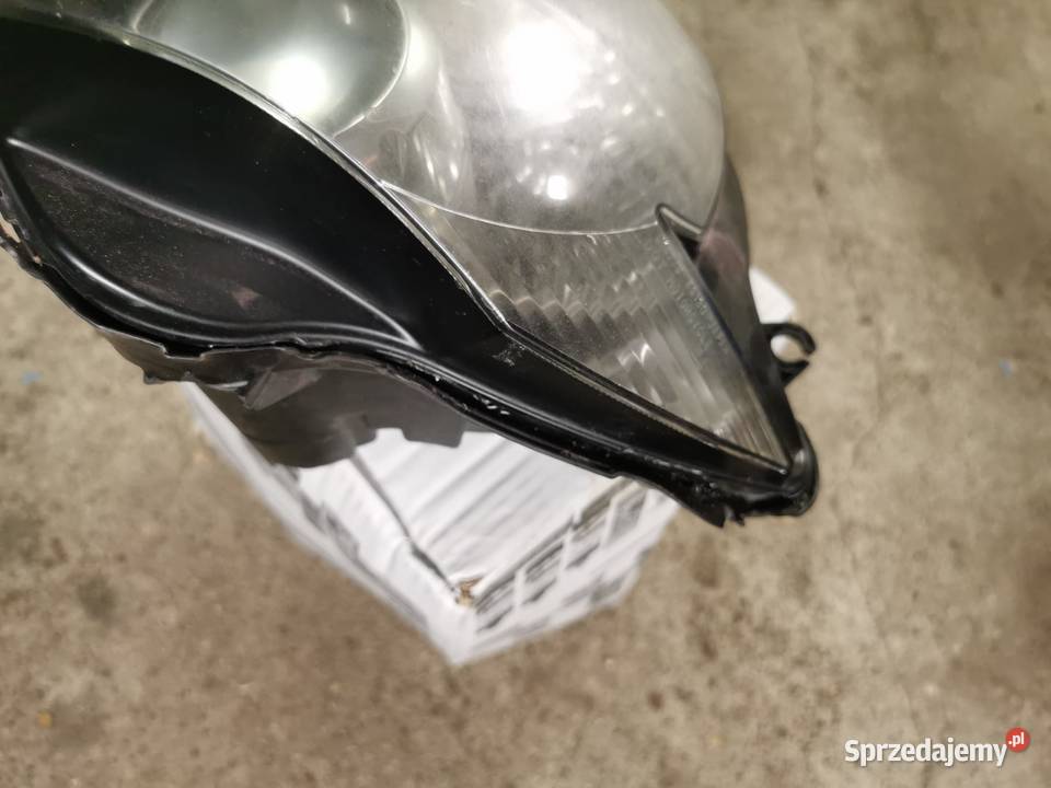 Reflektor lampa Suzuki GsxR 600 k6 k7 Europa kujawsko-pomorskie Bydgoszcz