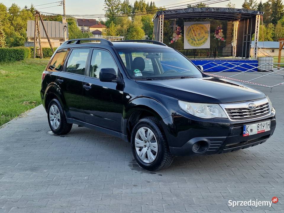 Subaru Forester SH 20 LPG 4x4 Hak Reduktor czarny Ryglice