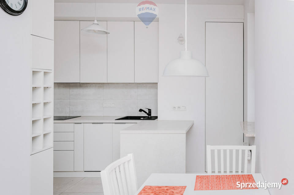 Idealne mieszkanie do pracy z domu Rok budowy 2016 Warszawa