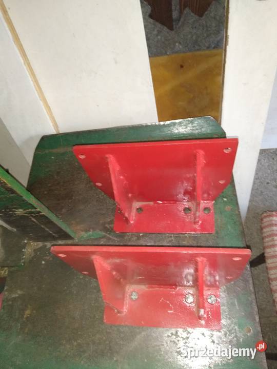 Mocowania Stopy błotników Ursus Massey Ferguson