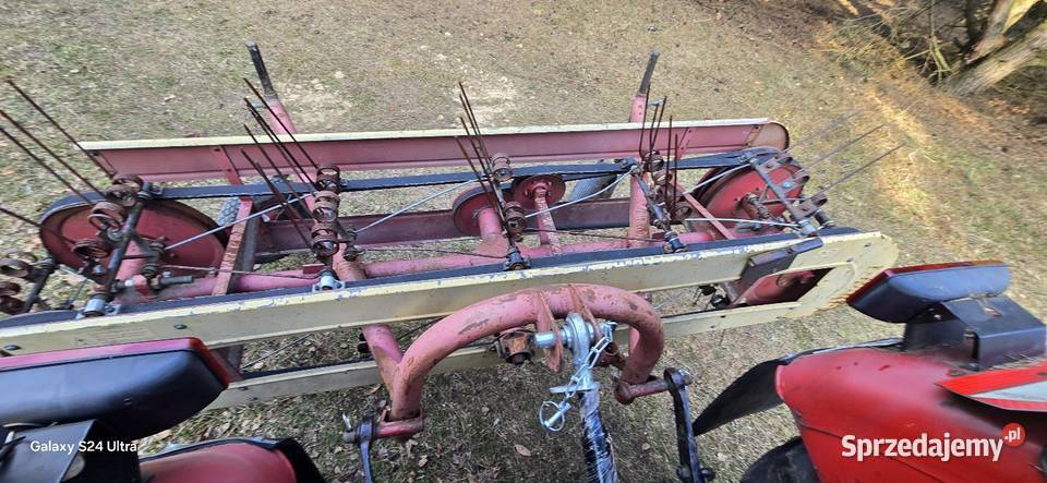 Zgrabiarka przewracarka do siana nieuszkodzony Zgrabiarki i przetrząsacze Siedlec